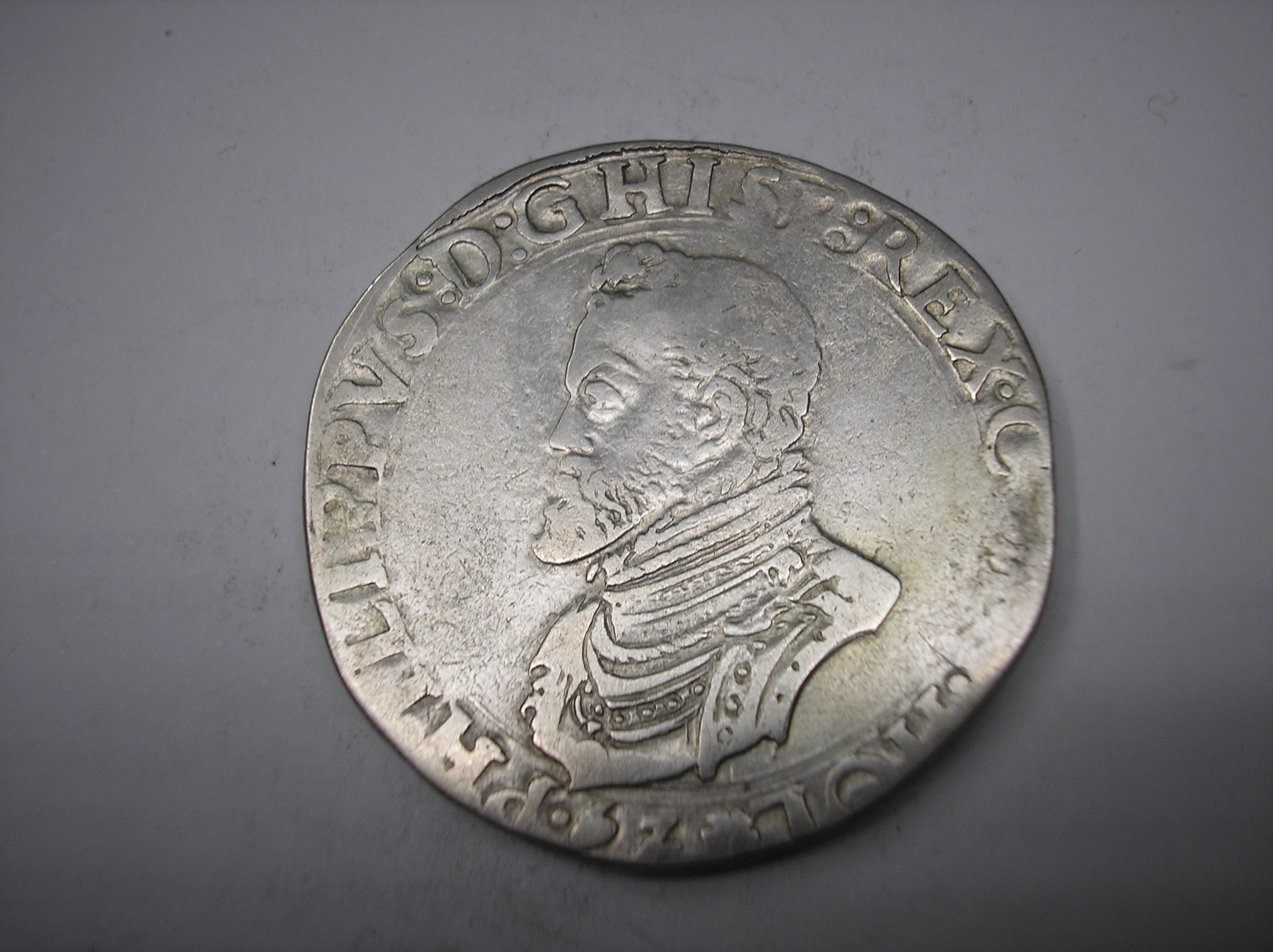 REY FELIPE II. ESCUDO DE PLATA DE AMBERES